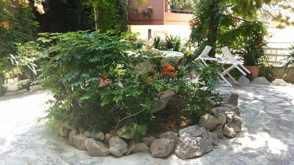 Pension Alkistis 托隆 外观 照片